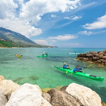 Katerina فيلة ترابيزاكي