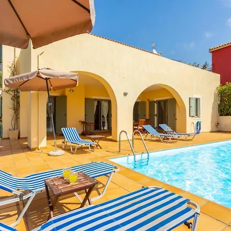 Katerina فيلة ترابيزاكي